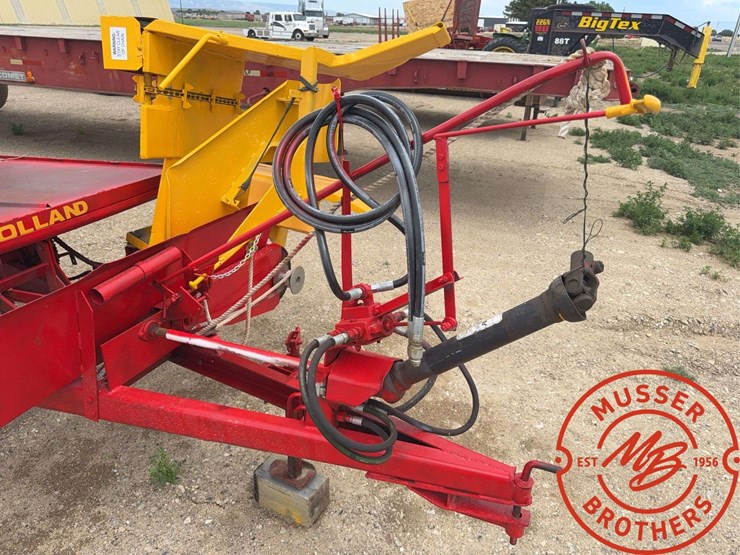 new-holland-1002-image-15