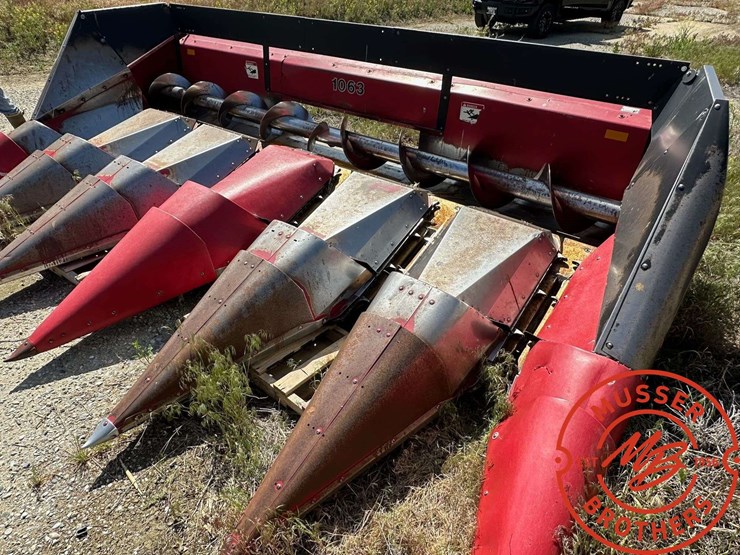 case-ih-1063-image-4
