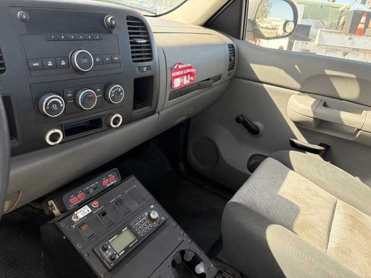 2007-chevrolet-silverado-2500-image-17