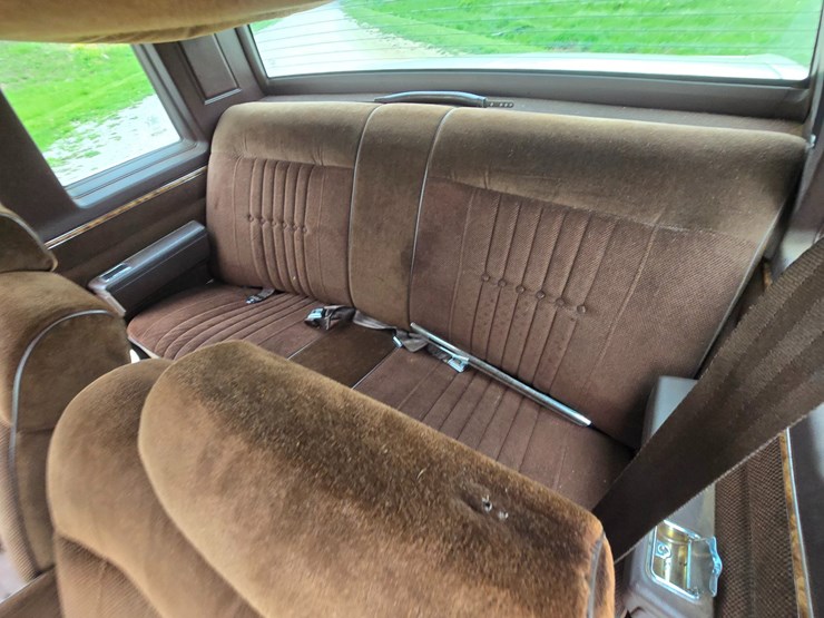 #24004-•-1984-buick-lesabre-passenger-car-image-49