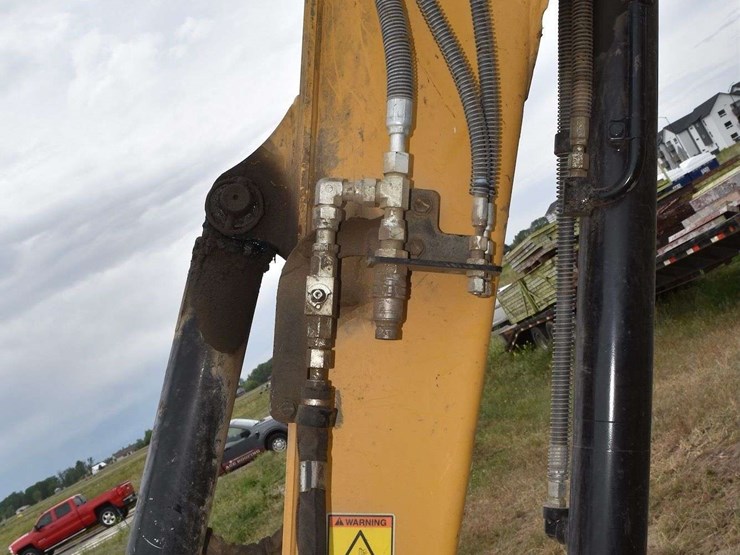 2020-caterpillar-305.5e2-cr-image-37