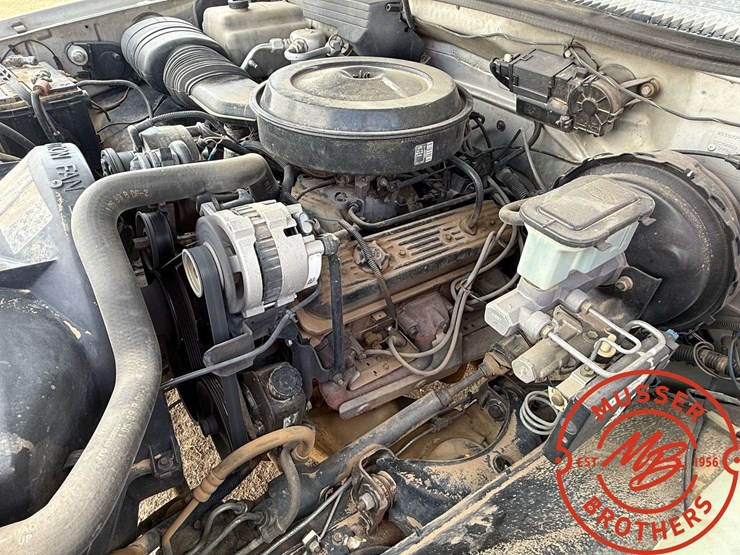 1989-chevrolet-2500-image-9