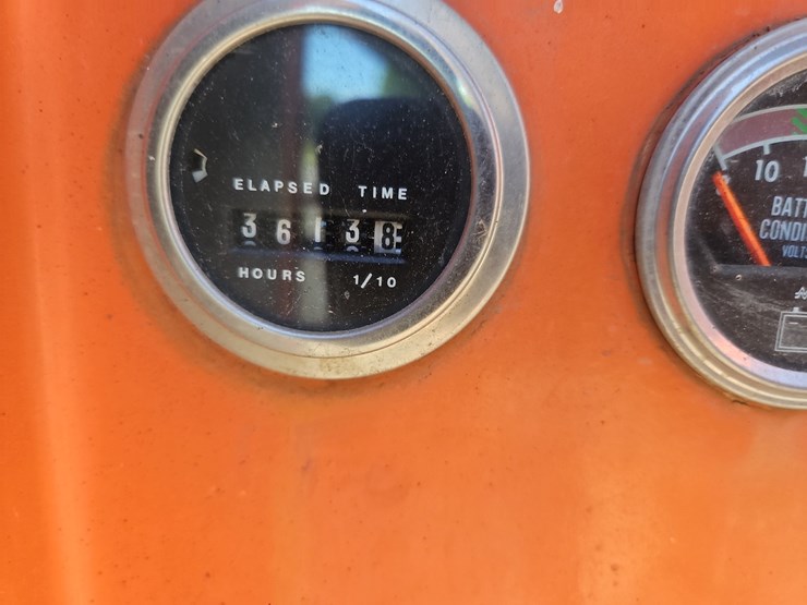 1981-joy-tow-behind-air-compressor-image-16