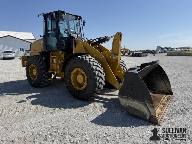 2021-caterpillar-920-image-3