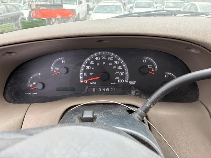 2004-ford-f150-xl-image-18