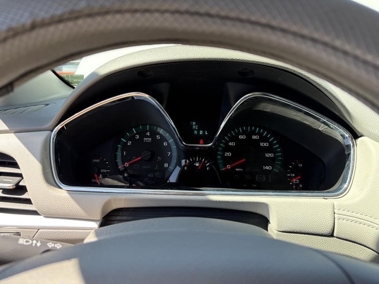 2016-chevrolet-traverse-image-15