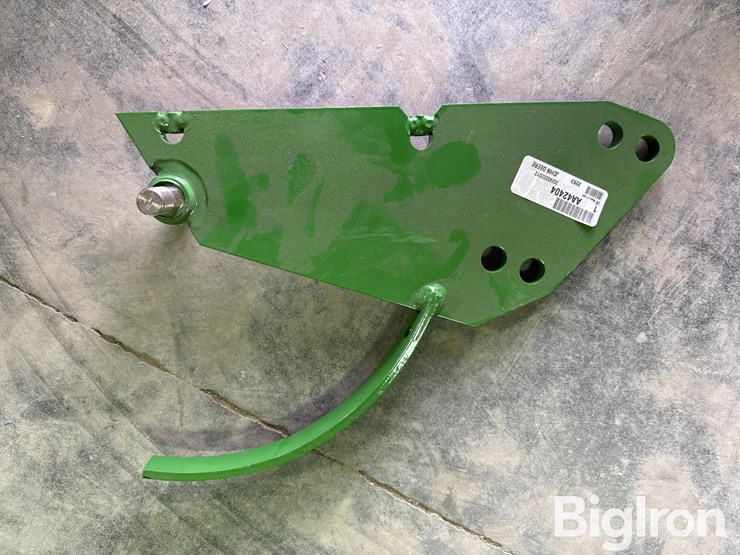 john-deere-planter-vacuum-seals/closing-wheel-assembly/bracket/opening-shank/down-psi-air-compressor-image-13