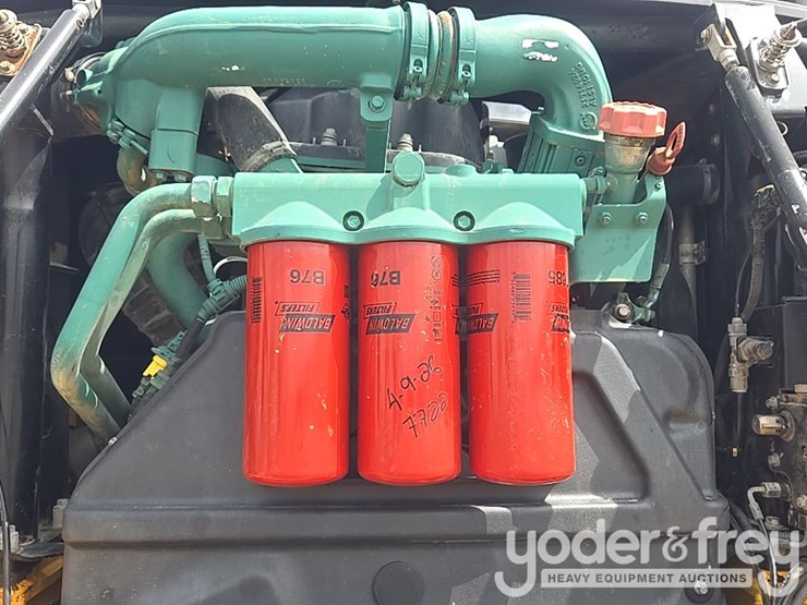 2020-volvo-a25g-image-34