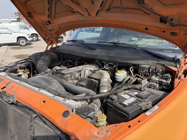 2001-dodge-ram-3500-image-7