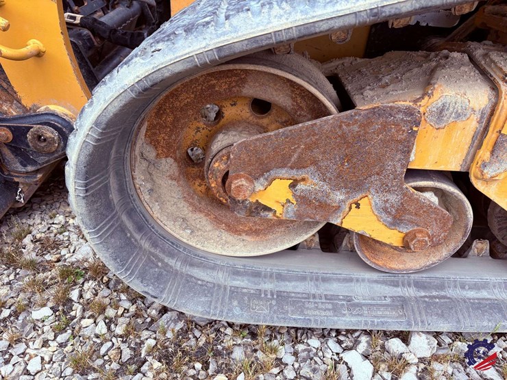2018-cat-259-skid-steer-image-13