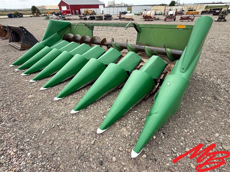john-deere-8-image-3