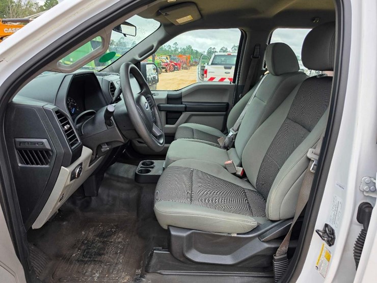 2019-ford-f150-xl-image-11