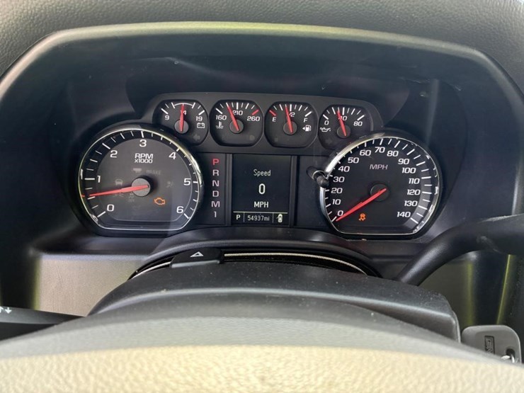2015-gmc-3500hd-image-16
