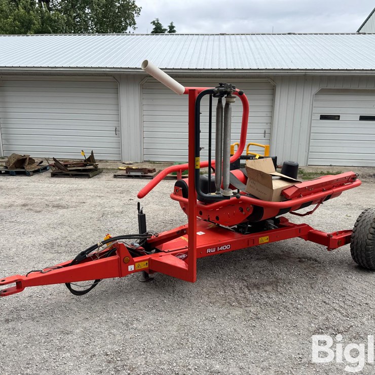2011 KUHN RW1400