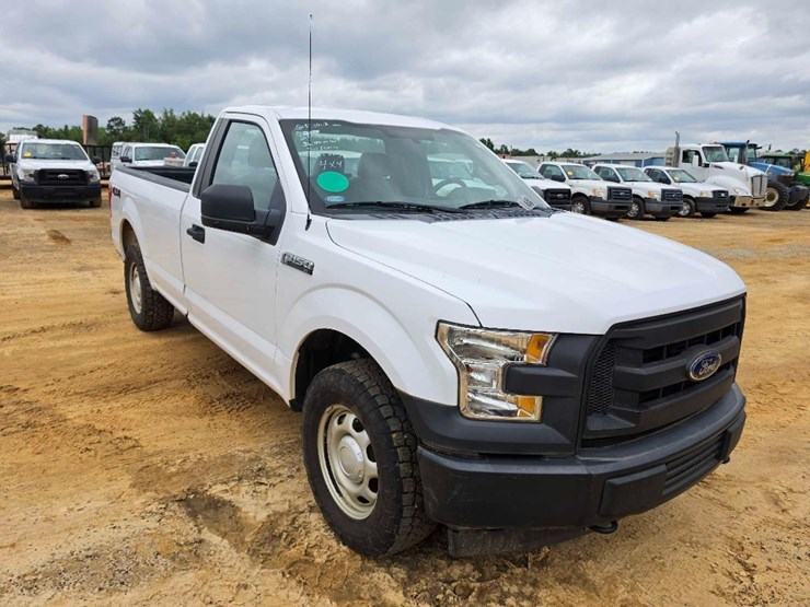 2017-ford-f150-image-4