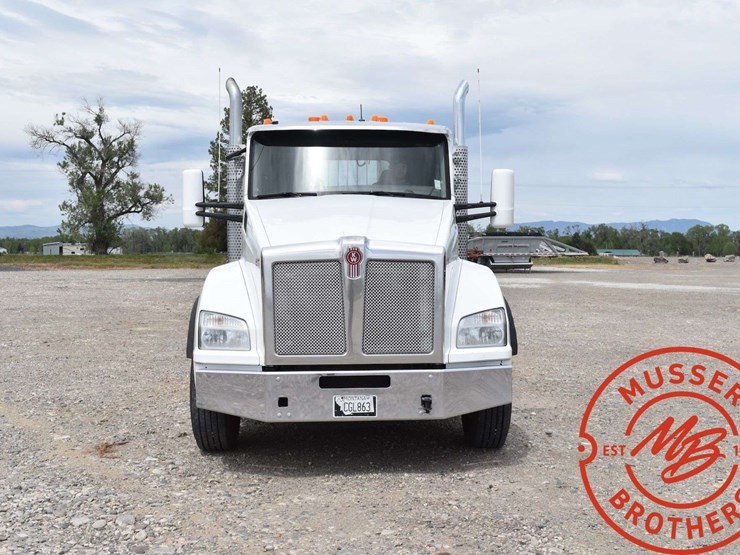 2016-kenworth-t880-image-15