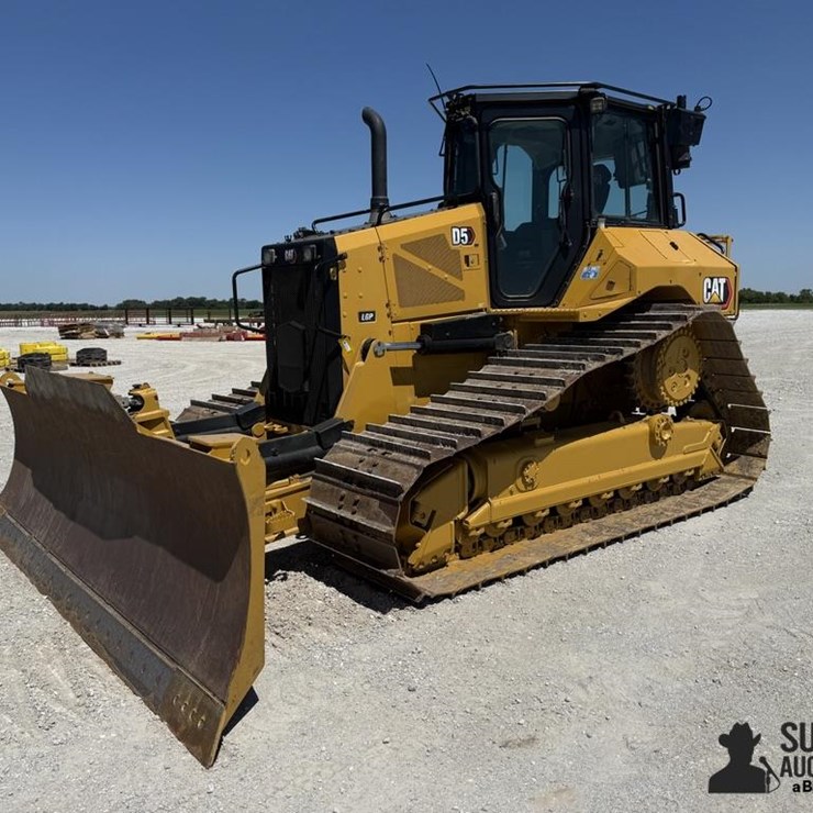 2021 CATERPILLAR D5 LGP