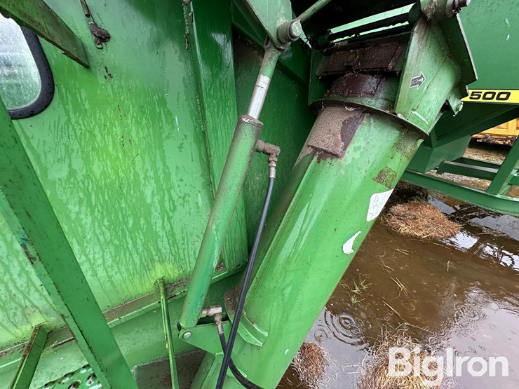 john-deere-650-image-13