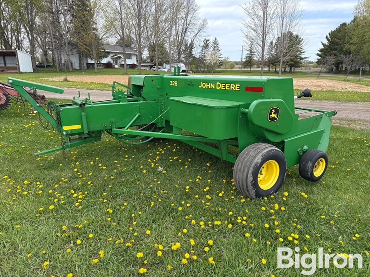 2005-john-deere-328t-small-square-baler-image-5