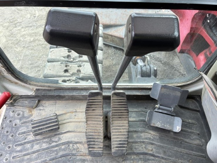 2019-takeuchi-tb2150-image-21