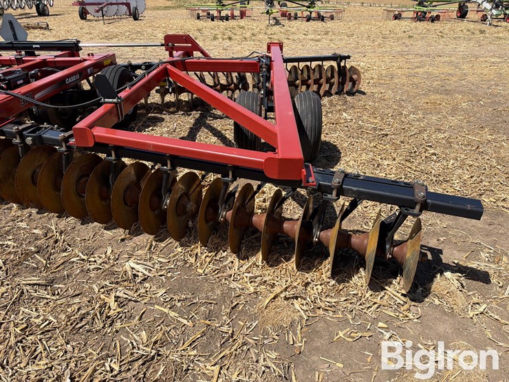 2014-case-ih-370-image-12