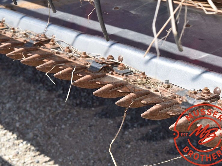 2012-case-ih-3020-image-36