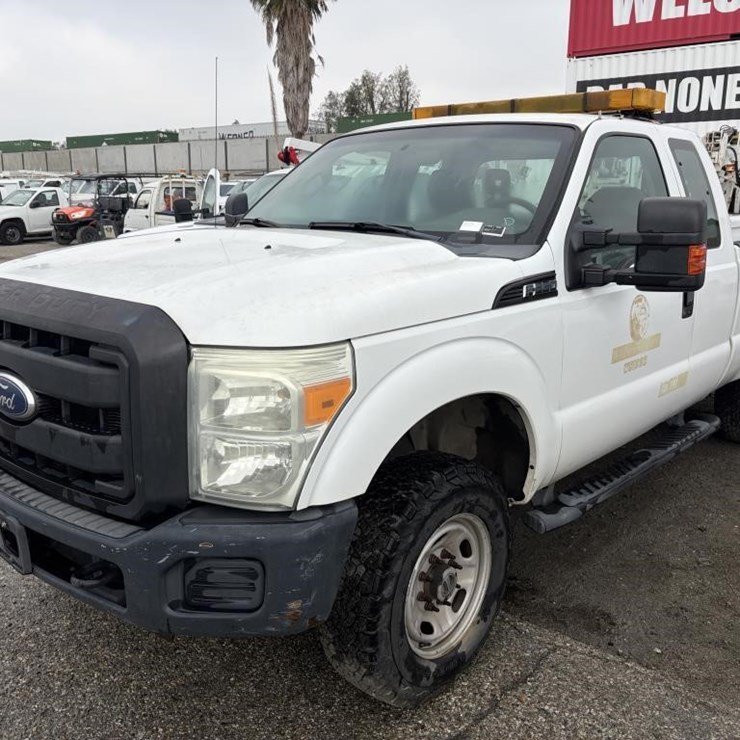 2011 FORD F250 SD