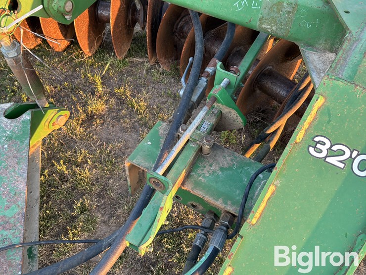 2005-john-deere-637-image-14