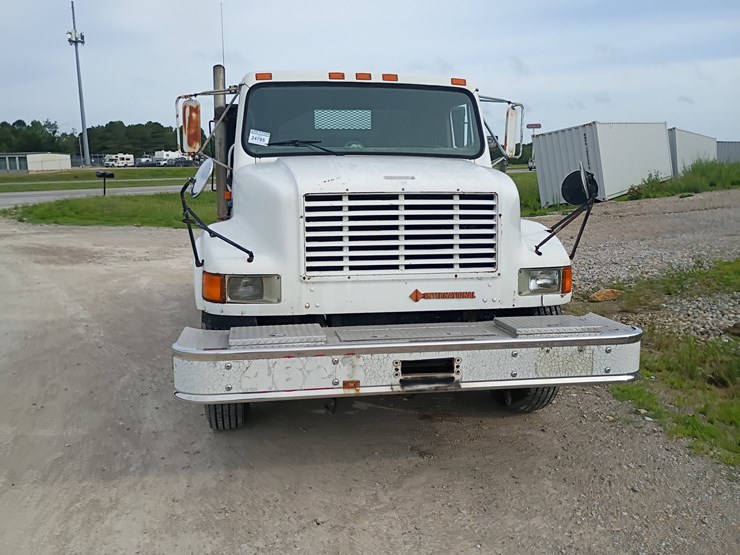1993-international-4700-image-14