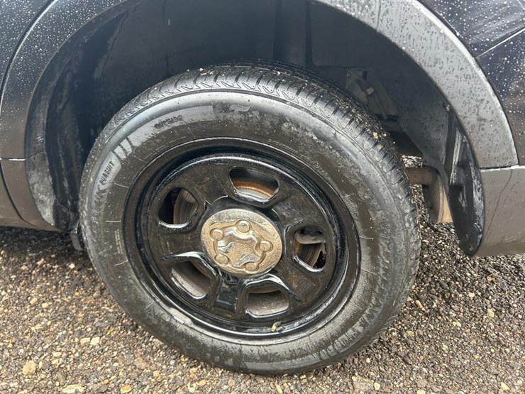 2017-ford-explorer-image-9