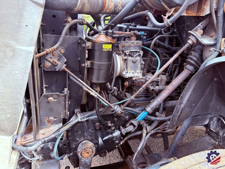 1994-international-8100-image-21