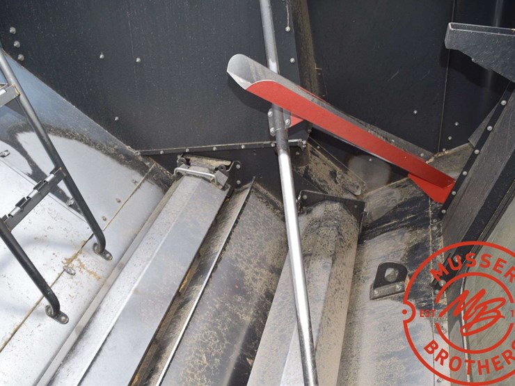 2005-case-ih-8010-image-58