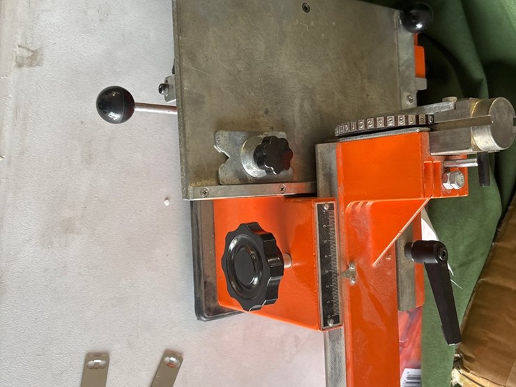 #4041-•-semi-automatic-sheet-embosser-and-metal-stamping-marking-machine-image-6
