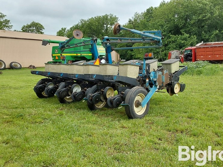 kinze-2200-image-5