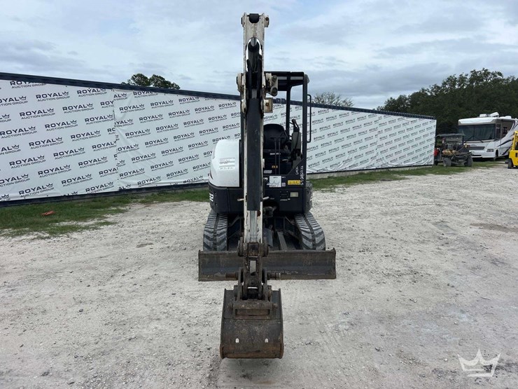 2019-bobcat-e32i-image-36