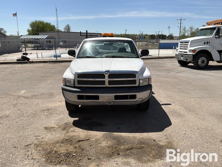 2001-dodge-ram-2500-image-2