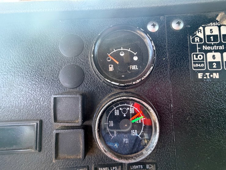 1998-mack-rb688s-image-58