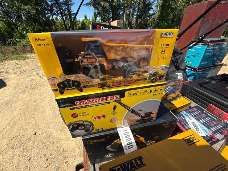 2191---toy-excavator,-crane,-and-dump-truck-image-2