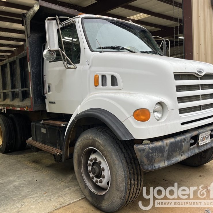 2000 STERLING LT7500