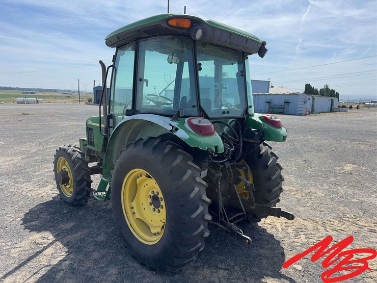 2003-john-deere-5520-image-3