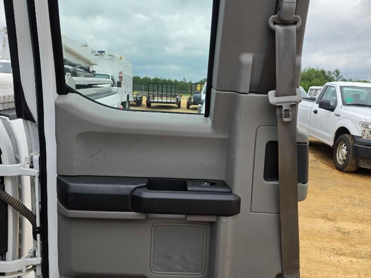 2019-ford-f250-image-12