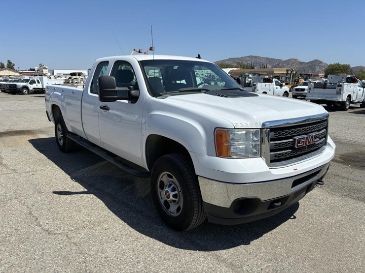 2012-gmc-2500hd-image-2