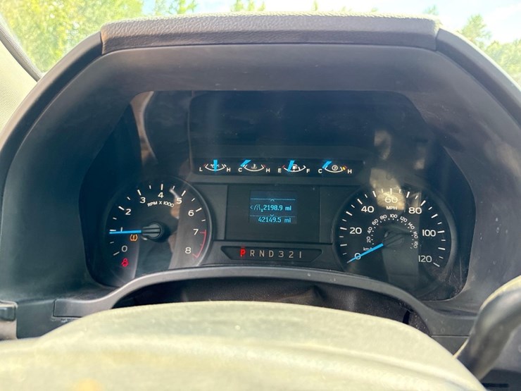 2017-ford-f150-image-15