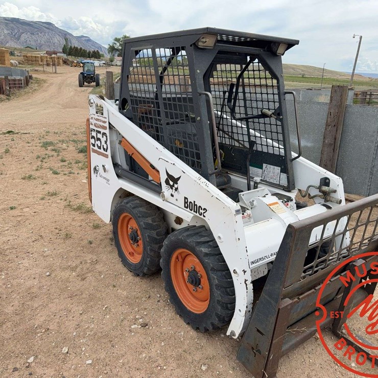 BOBCAT 553