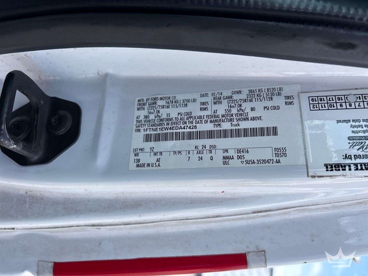 2014-ford-e-150-cargo-van-image-5