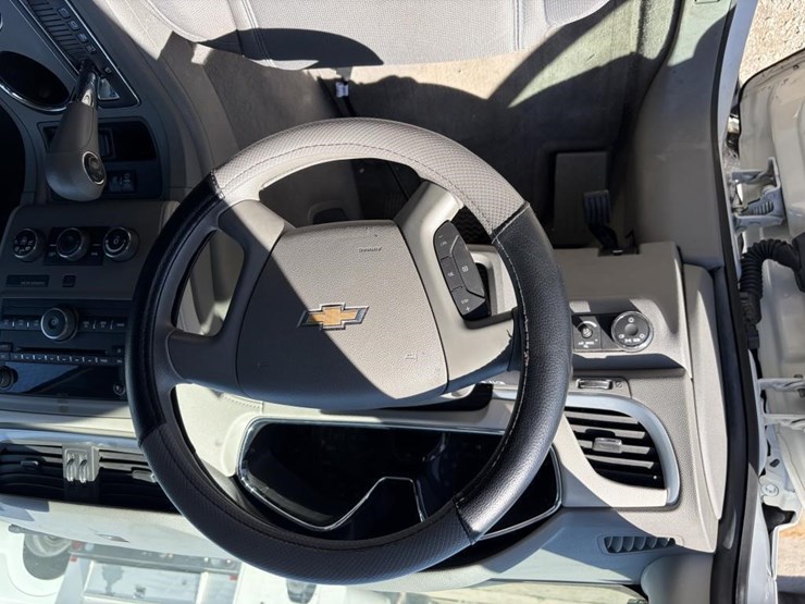 2016-chevrolet-traverse-image-13