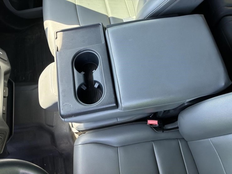 2021-ford-f150-image-17