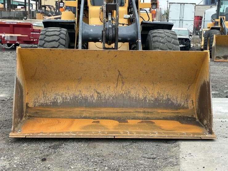 2020-deere-624l-image-7