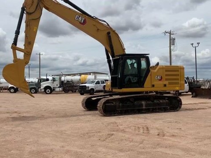 2023-caterpillar-330-image-1