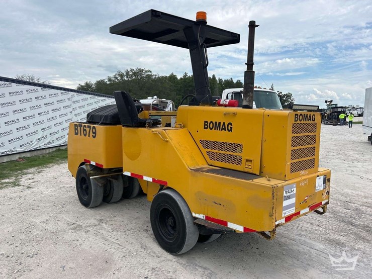 2000-bomag-bw11rh-image-2
